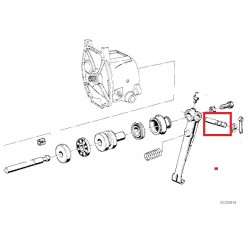 axe de 8 levier d'embrayage boite 5 avant 81